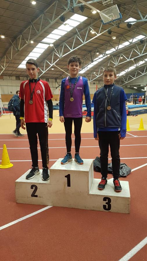 Podium 50m haies Léo.